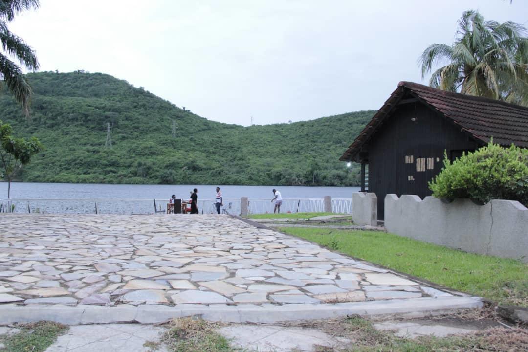 Akosombo Continental Hotel Экстерьер фото
